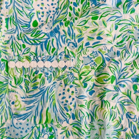 Lily Pulitzer Girls Classic Shift (8) - Picture 2 of 9